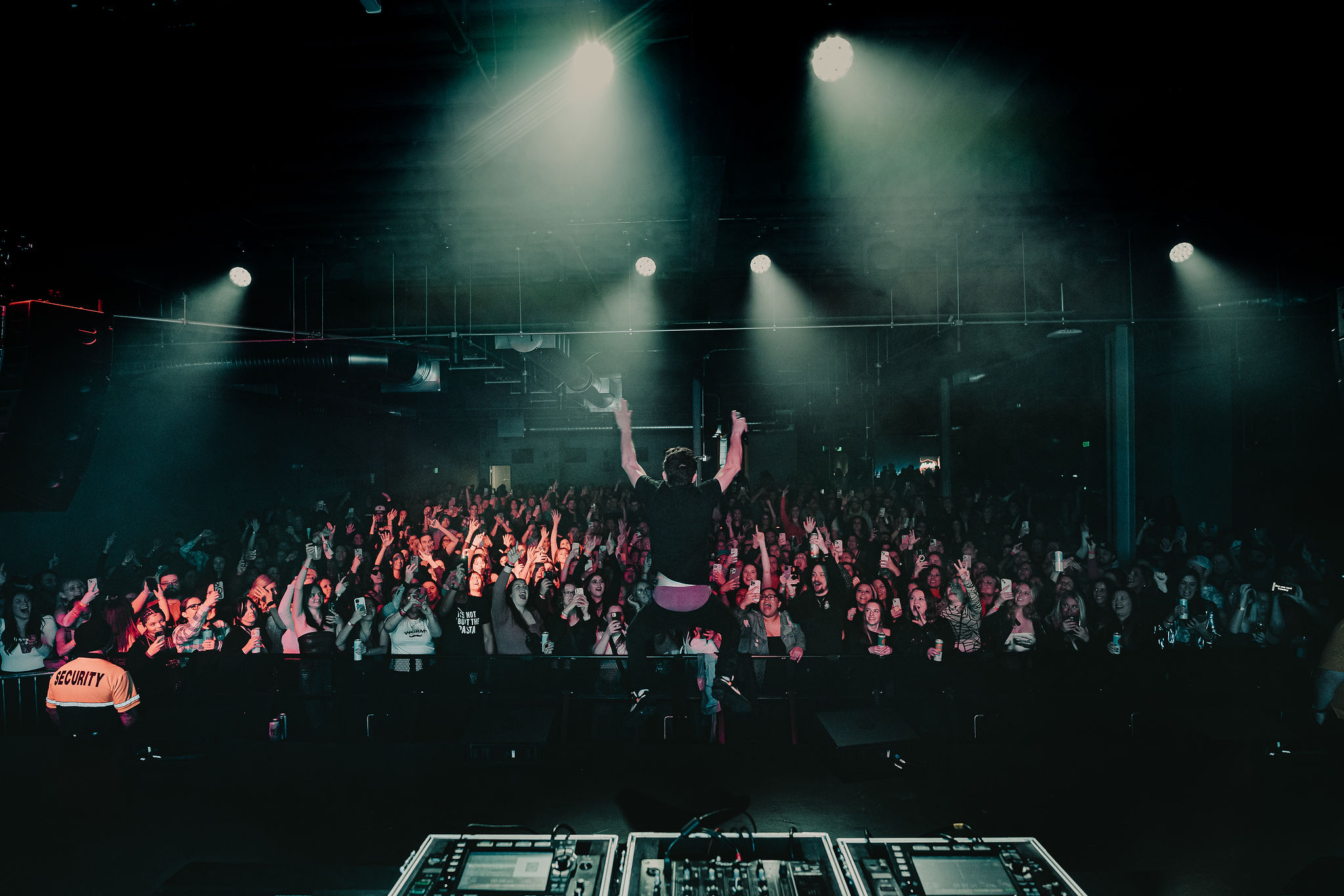 JamesKennedyElectricCity–JennaMurray